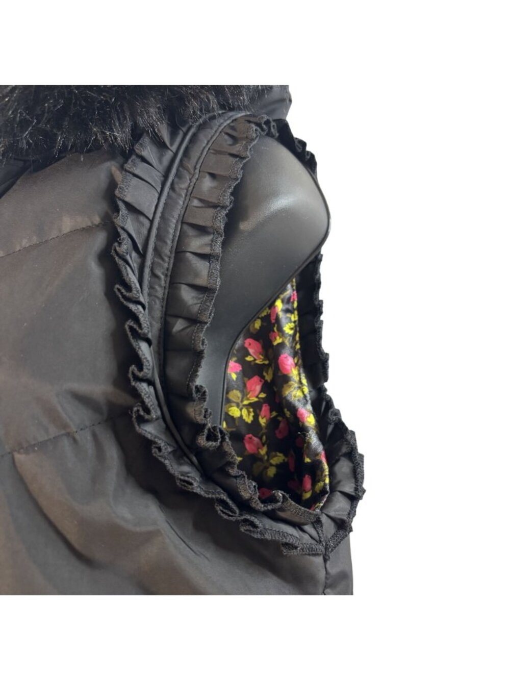 Betsey Johnson Black Hooded Vest W/ Faux Fur Trim & Floral Lining Size S - Picture 2 of 11